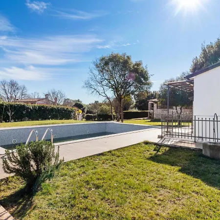 Willa Tranquil In With Private Swimming Pool Rovinj